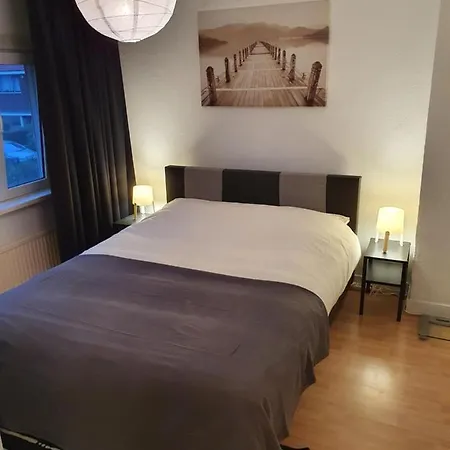 Single Family In Hillegersberg - Schiebroek * Rotterdam